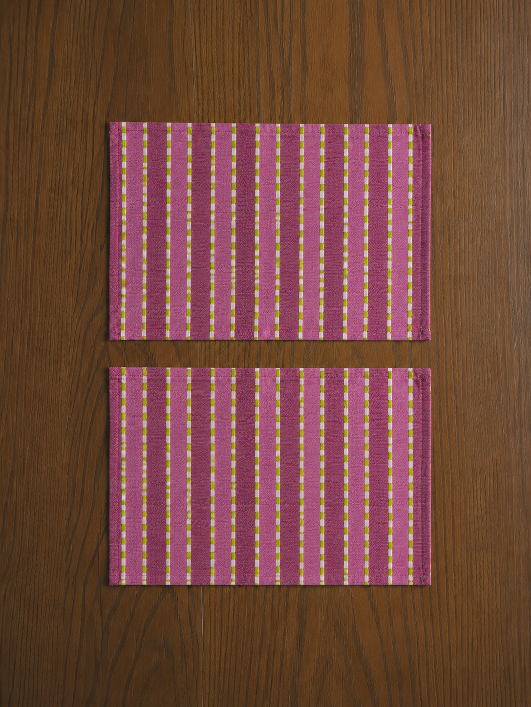 2-PACK MANTEL INDIVIDUAL FAMILIA REVUELO