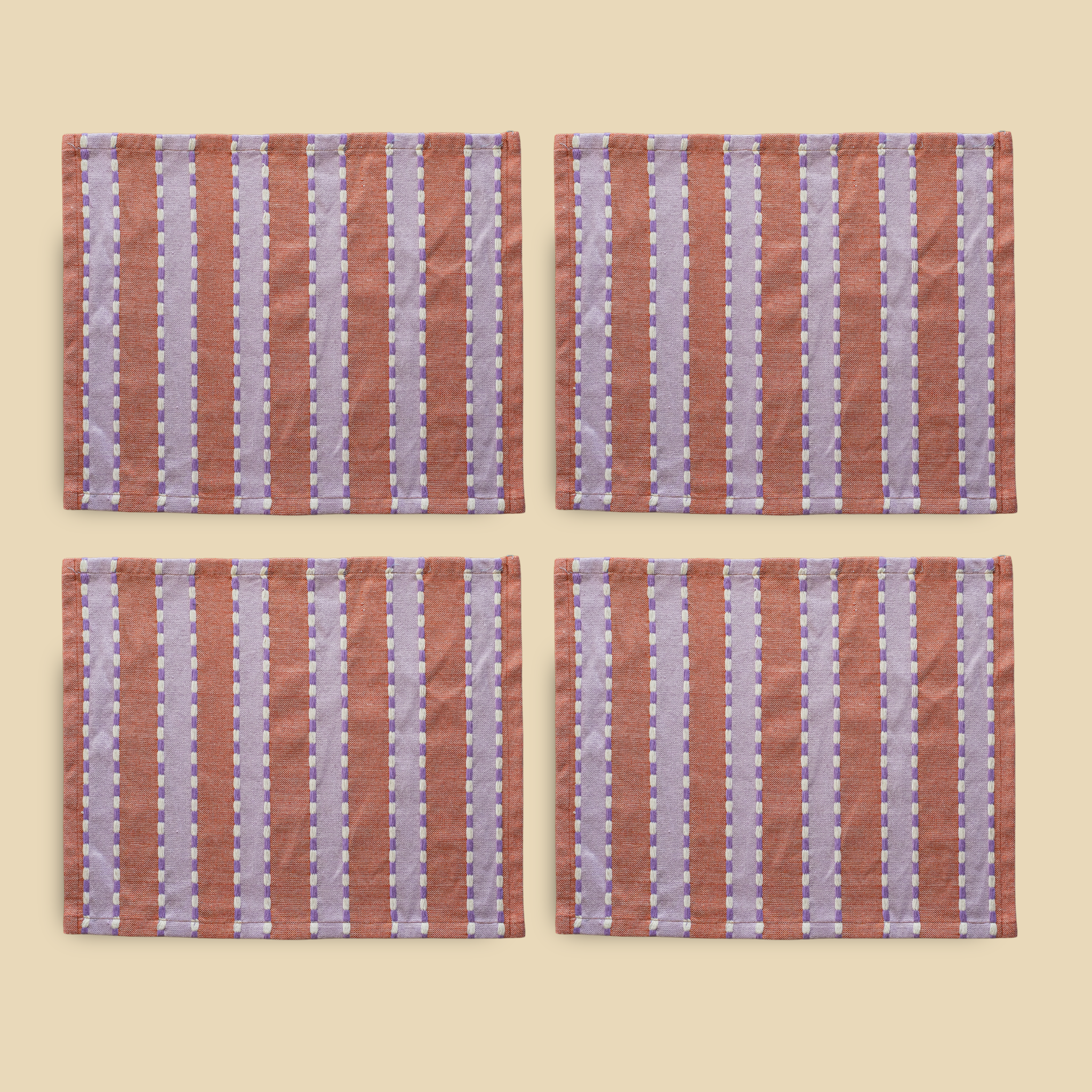 4 Pack Mantel Individual Familia Revuelo