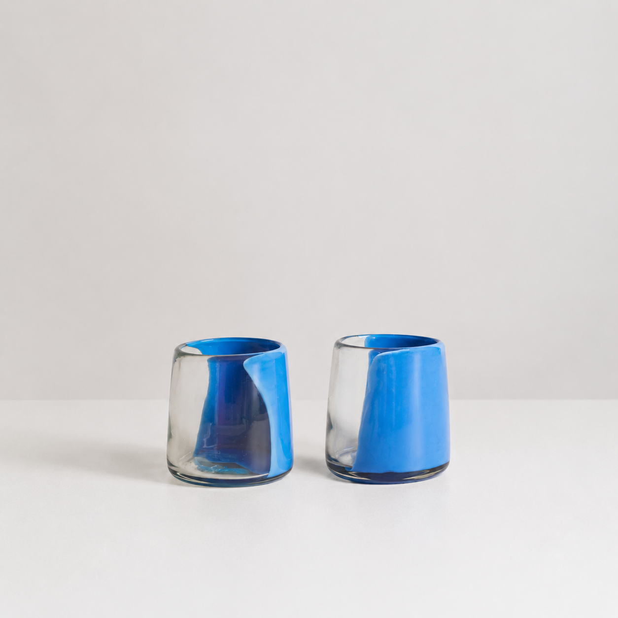 Vasos_azules.png